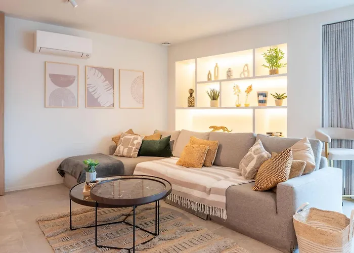 High-end New With 2 Bedrooms *