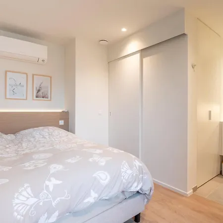 High-end New With 2 Bedrooms Daire *