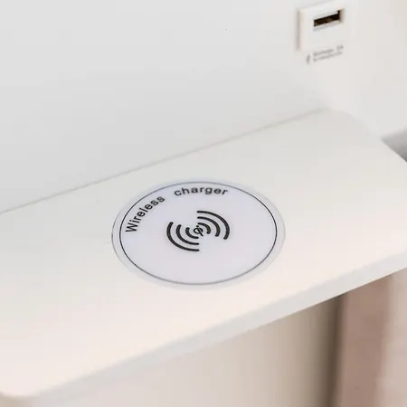 High-end New With 2 Bedrooms Daire