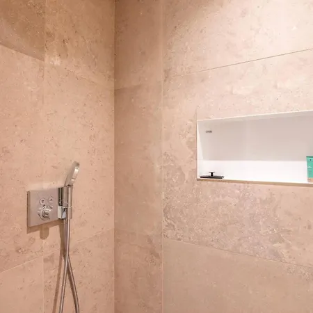 High-end New With 2 Bedrooms *