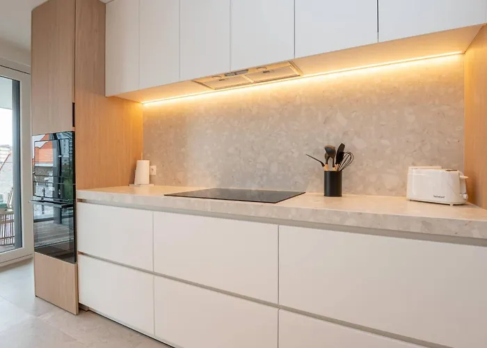 High-end New With 2 Bedrooms *