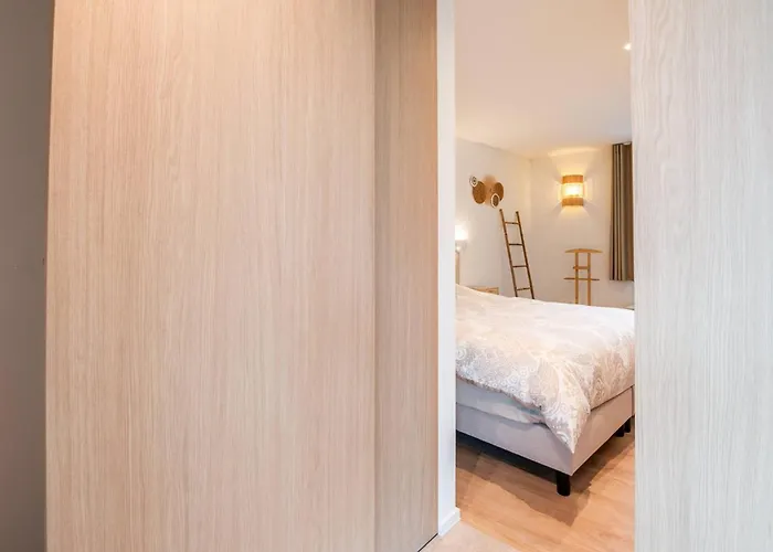 High-end New With 2 Bedrooms *